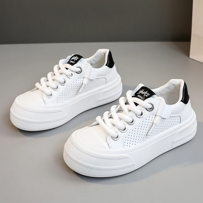 Damen Freizeitsneaker mit perforiertem Obermaterial und modischem Design Heidi Mode - Image 7