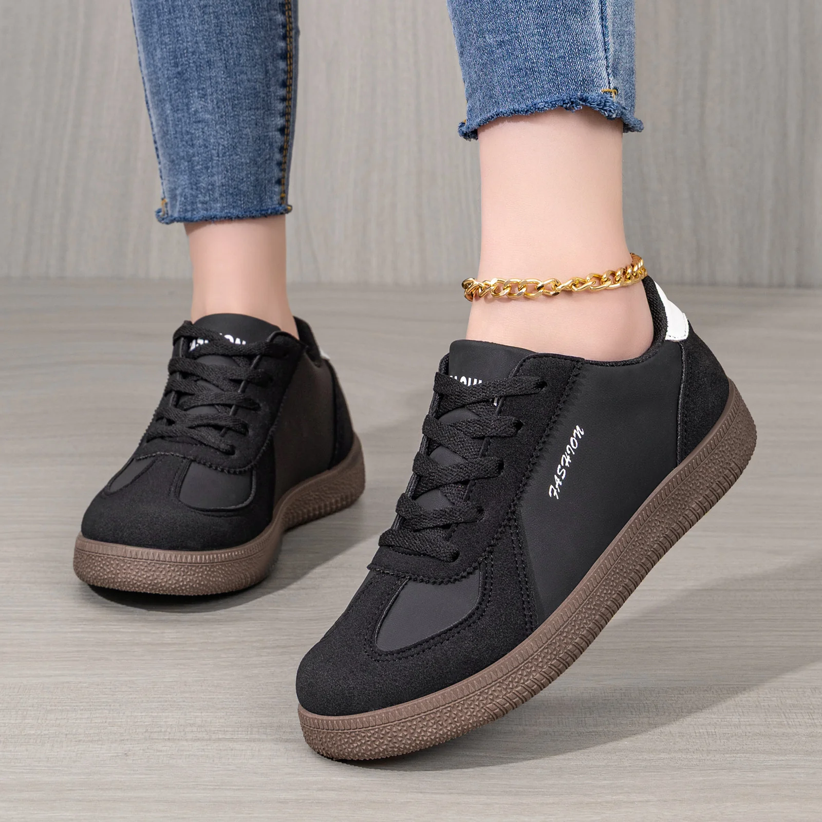Damen Freizeitsneaker mit rutschfester Sohle und atmungsaktivem Obermaterial Heidi Mode