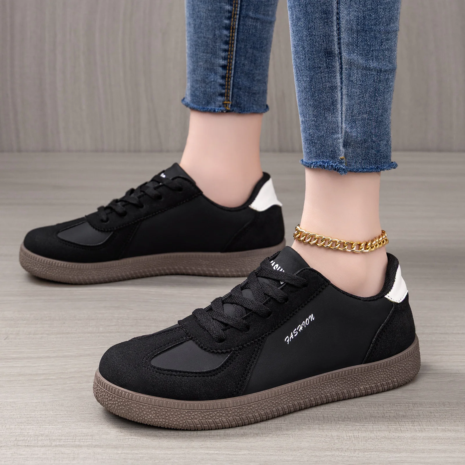 Damen Freizeitsneaker mit rutschfester Sohle und atmungsaktivem Obermaterial Heidi Mode - Image 3