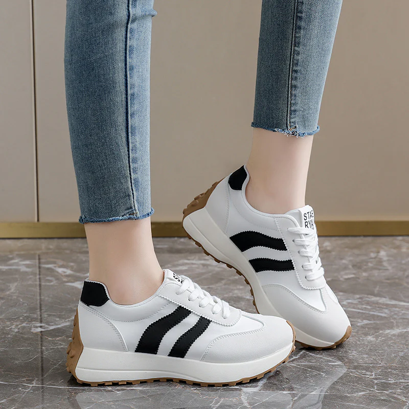 Damen Freizeitsneaker mit rutschfester Sohle und atmungsaktiver Mesh-Oberfläche Heidi Mode - Image 3