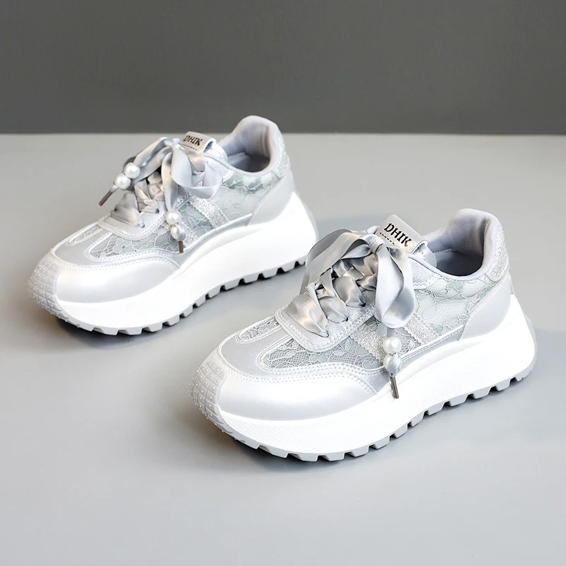 Damen Gemusterte Plateau-Sneaker mit eleganten Schnürdetails Heidi Mode - Image 7