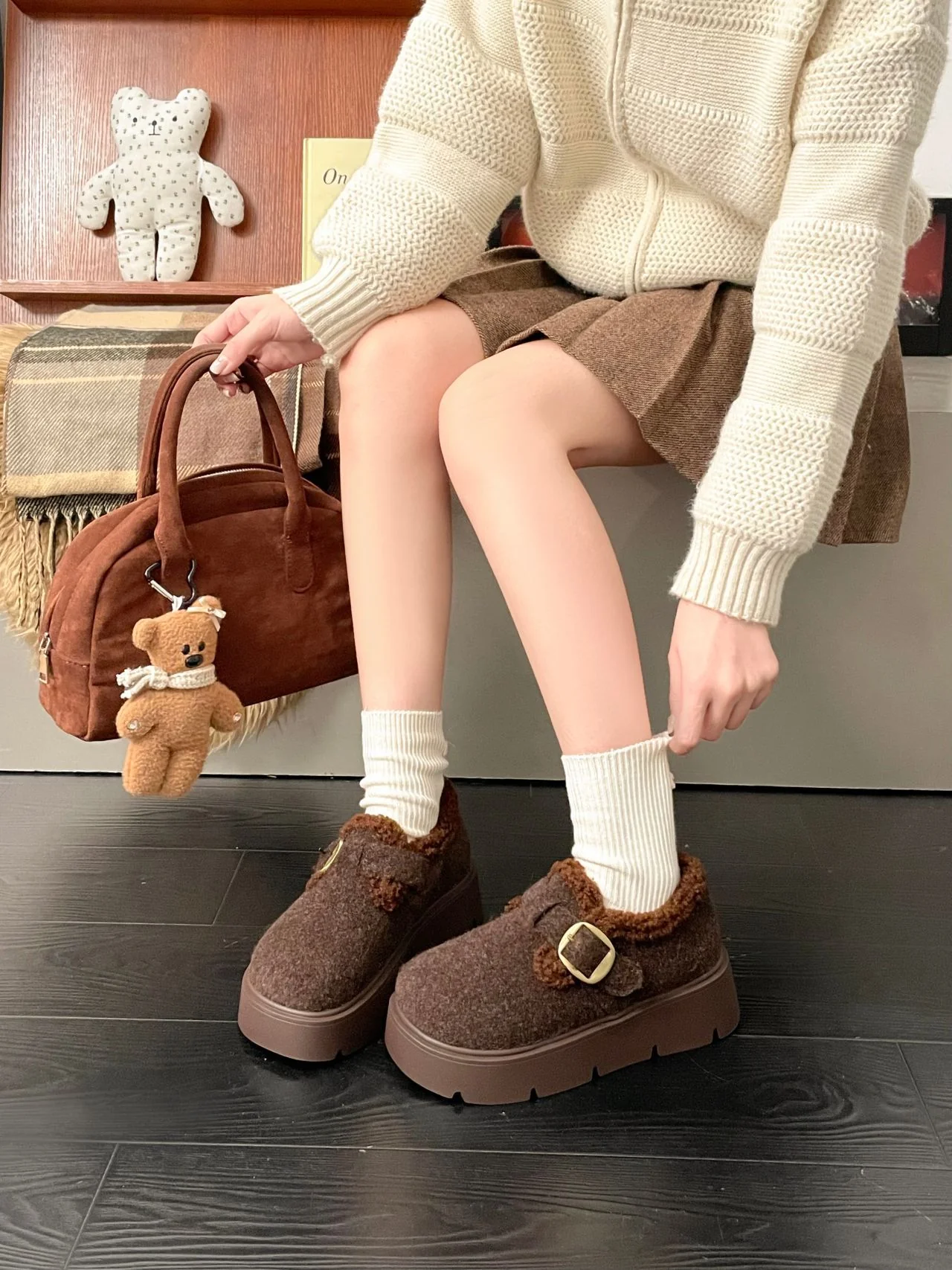 Damen gemütliche Clogs mit kuscheligem Kunstfell und modischem Schnallenverschluss Heidi Mode - Image 6