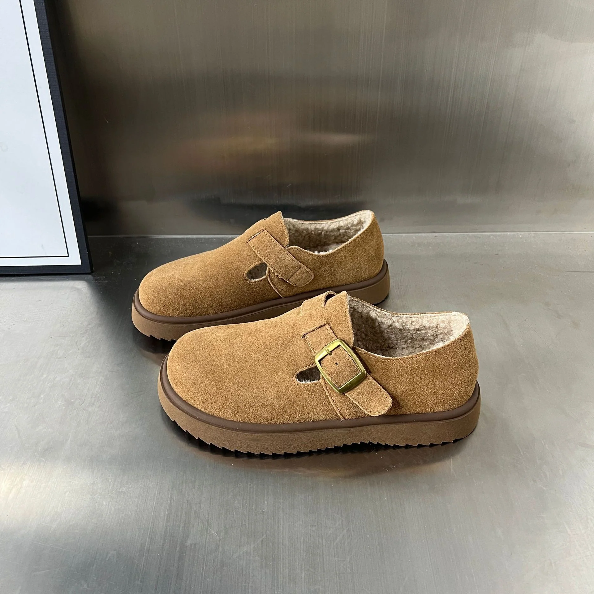 Damen Gemütliche Clogs mit warmem Innenfutter und praktischem Schnallenverschluss Heidi Mode - Image 6