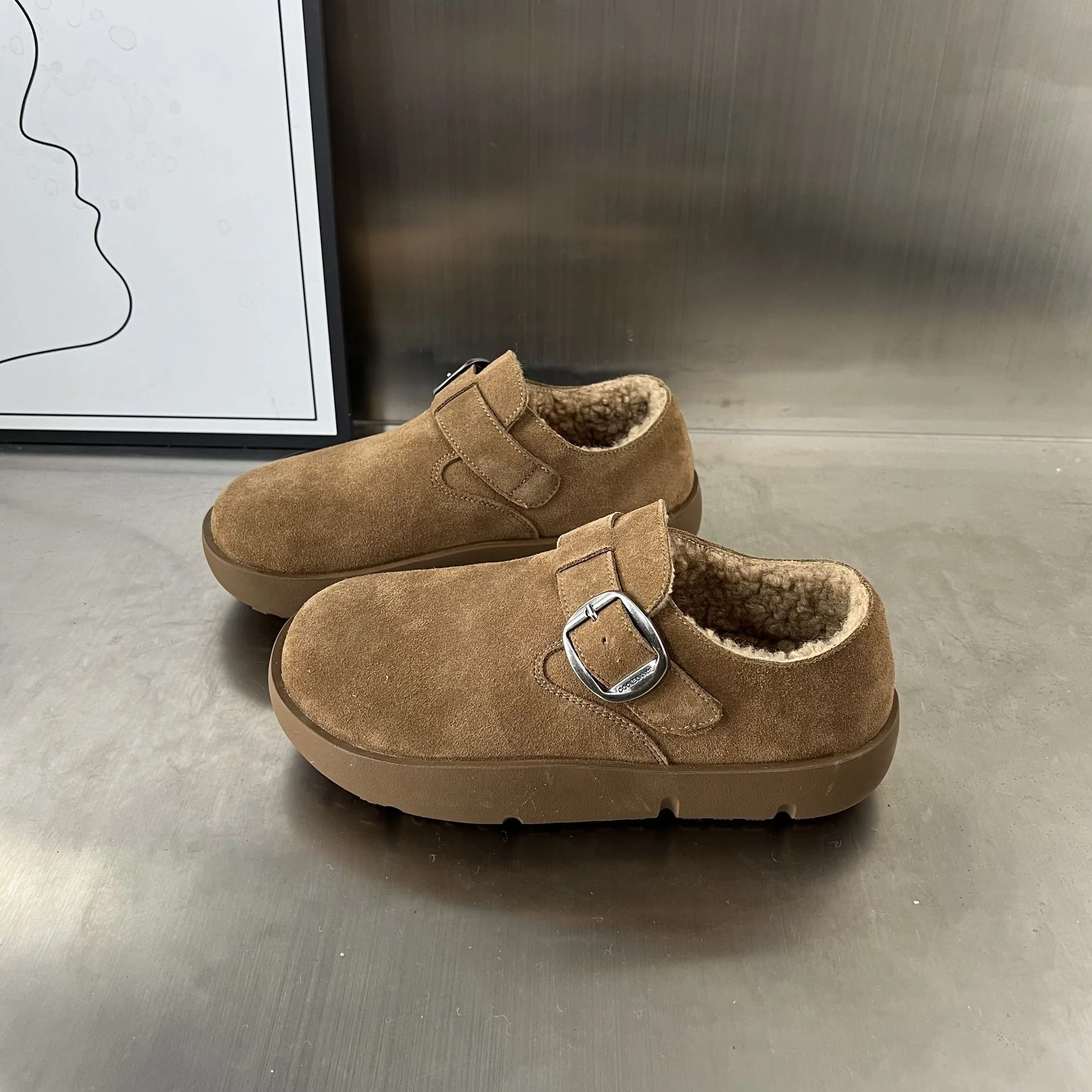 Damen Gemütliche Clogs mit weichem Futter und modischem Schnallenverschluss Heidi Mode - Image 7