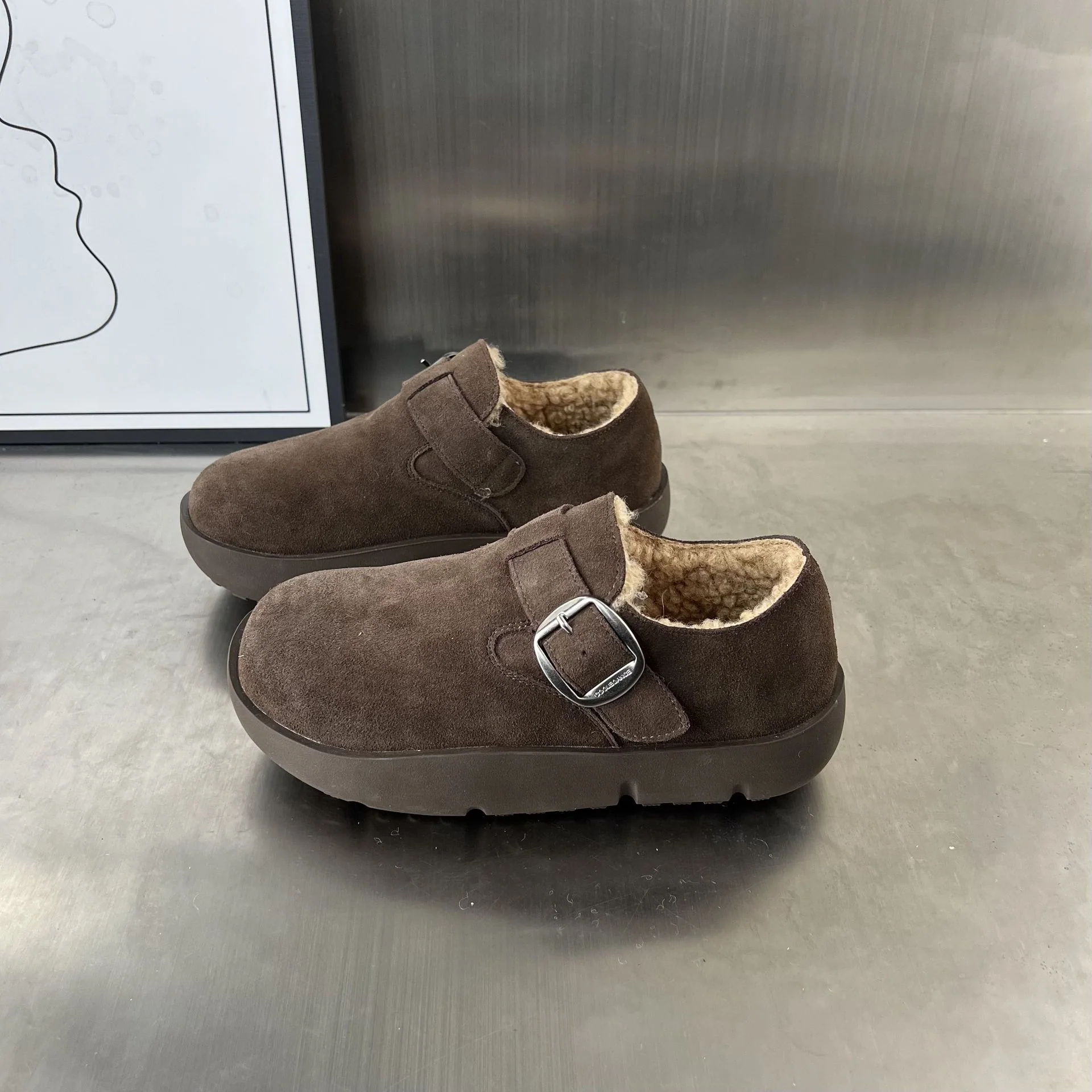 Damen Gemütliche Clogs mit weichem Futter und modischem Schnallenverschluss Heidi Mode - Image 8