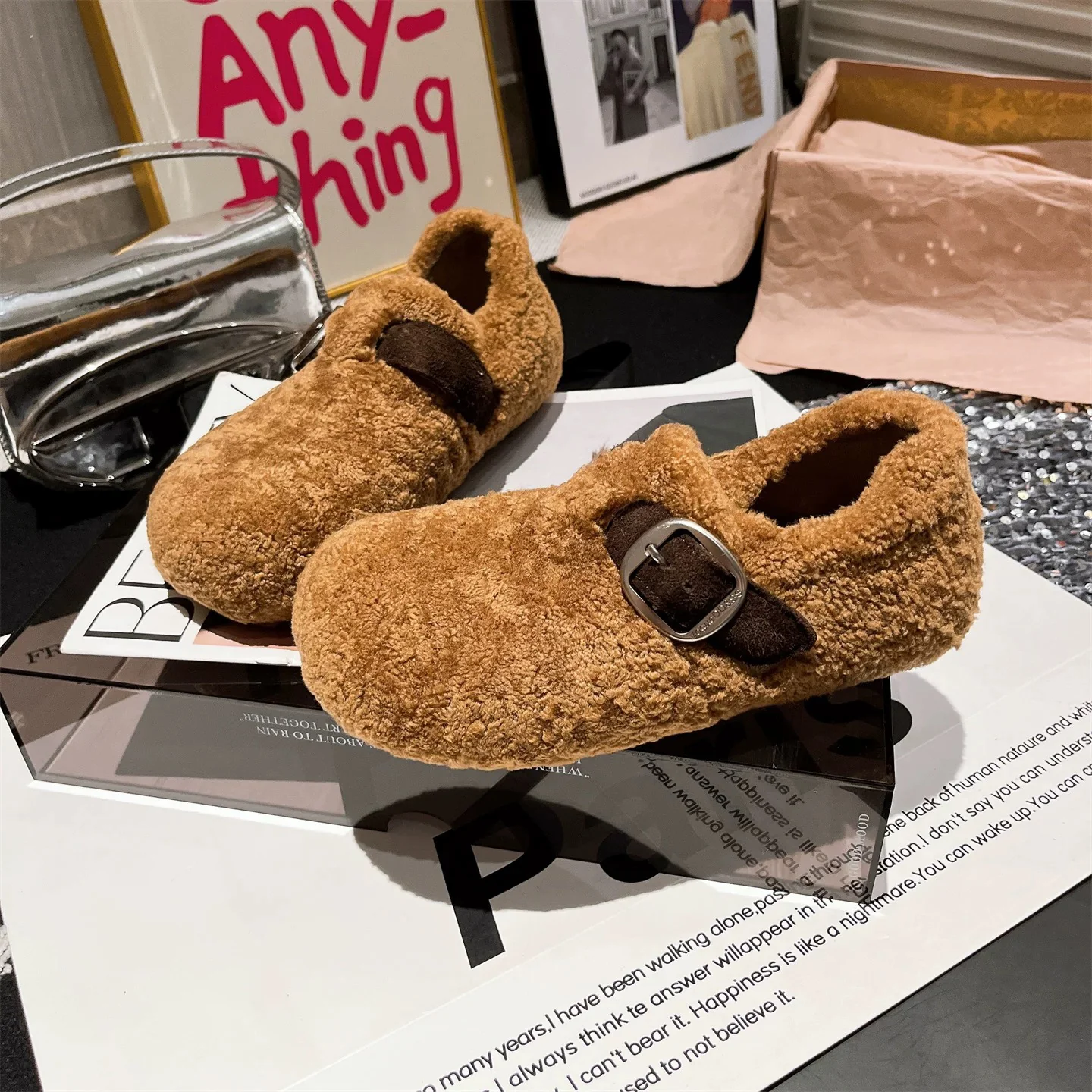 Damen Gemütliche Hausschuhe mit modischem Schnallenverschluss Heidi Mode - Image 8