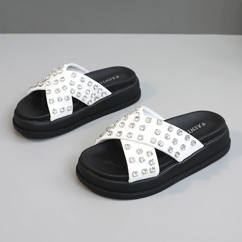 Damen Glitzernde Schlappen mit modischem Riemendesign und rutschfester Sohle Heidi Mode - Image 8