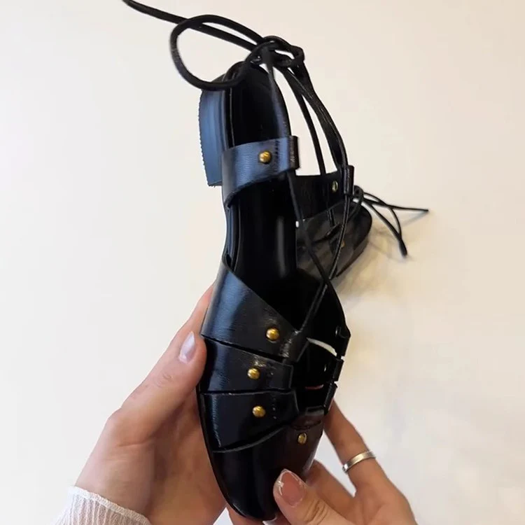 Damen Halbschuhe mit modischem Schnürdesign und stilvollen Studdetails Heidi Mode - Image 4