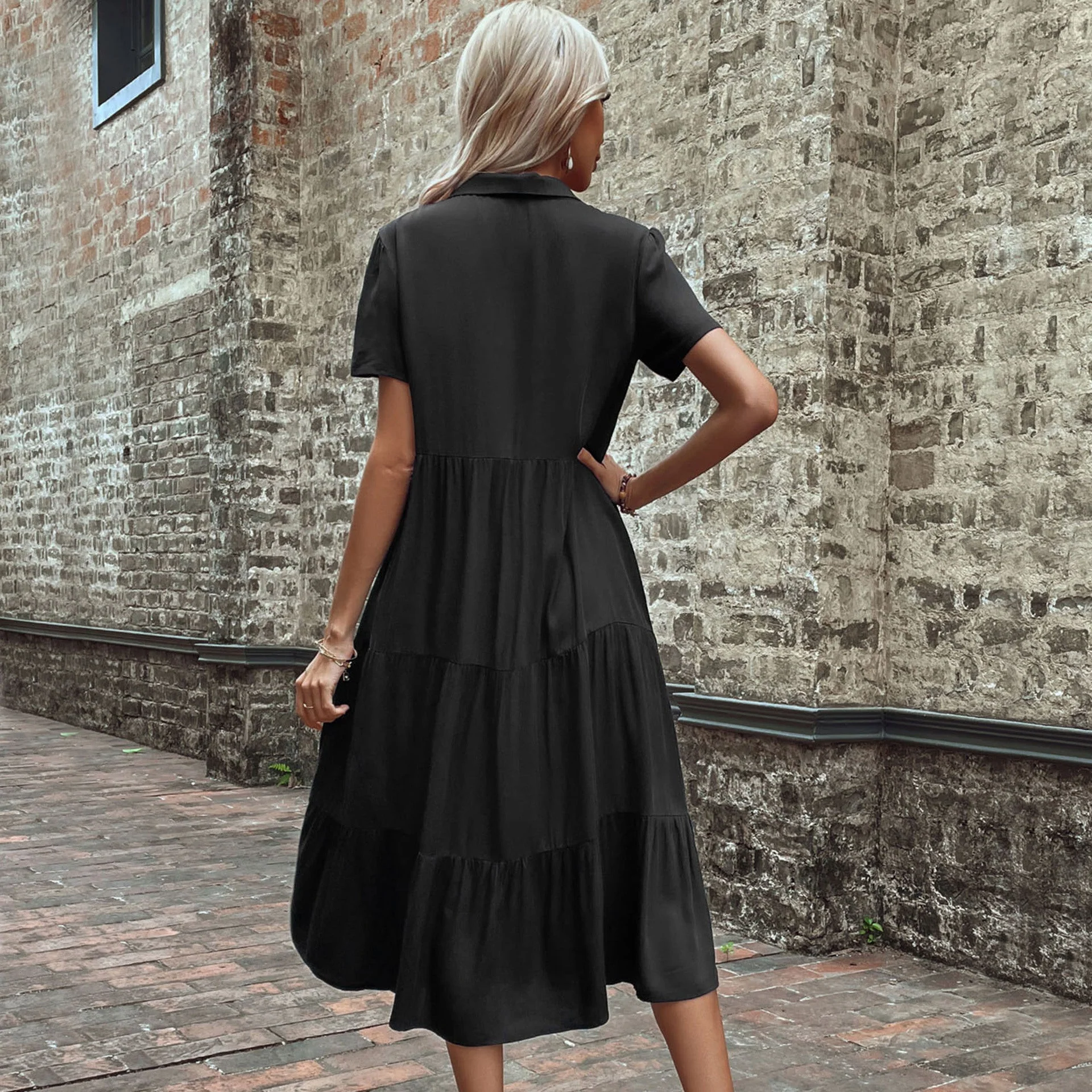 Damen Hemdblusenkleid mit Eleganten Knopfdetails und Voluminösem Rock Heidi-Mode - Image 3