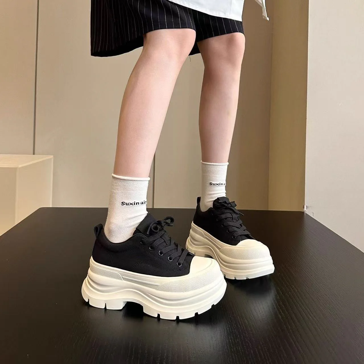 Damen High-Top Sneakers mit dicker Sohle und atmungsaktivem Obermaterial Heidi Mode - Image 3