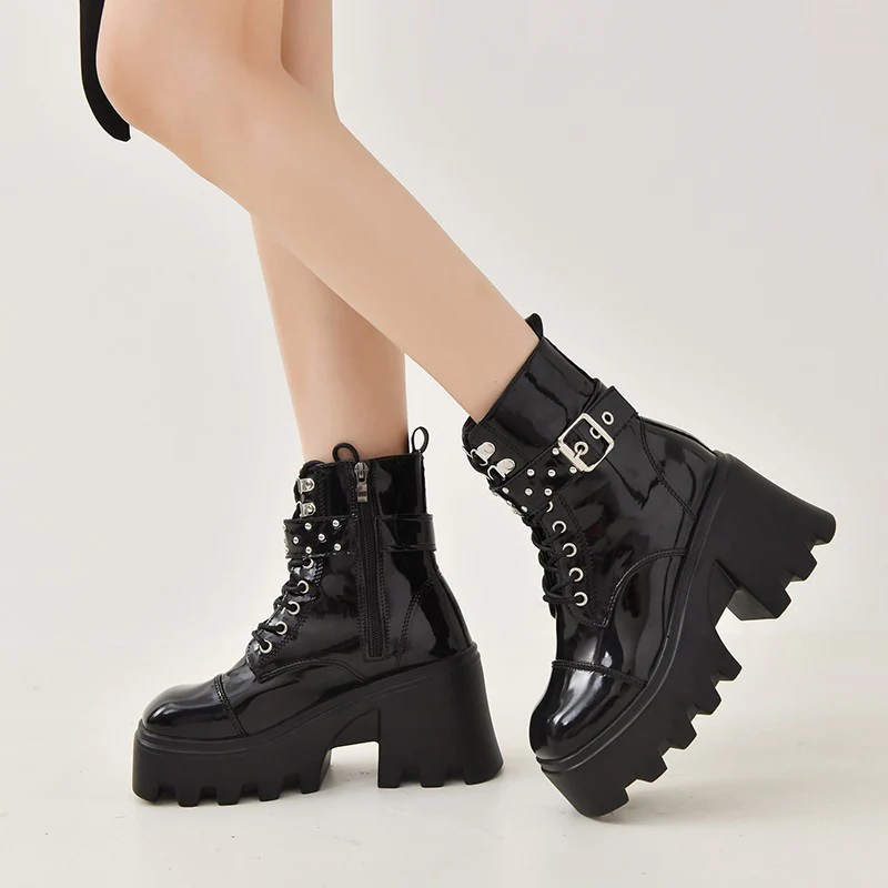 Damen High-Top Stiefeletten mit modischem Schnallen-Detail und robustem Plateau Heidi Mode - Image 4