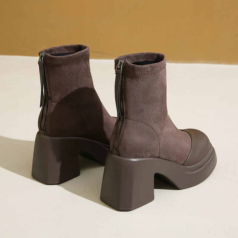 Damen Hochfront Stiefeletten mit modischem Blockabsatz und elastischem Material Heidi Mode - Image 2
