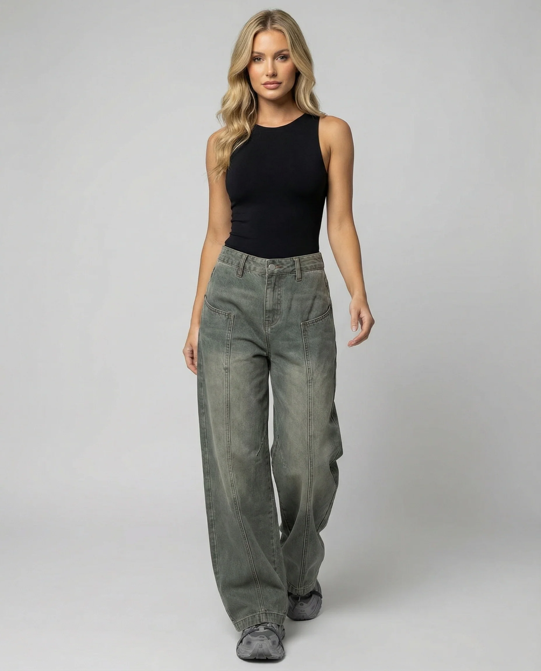 Damen hochgeschnittene weite Cargohose mit aufgesetzten Fronttaschen, markanten Abnähern und elastischem Saum Heidi-Mode - Image 2