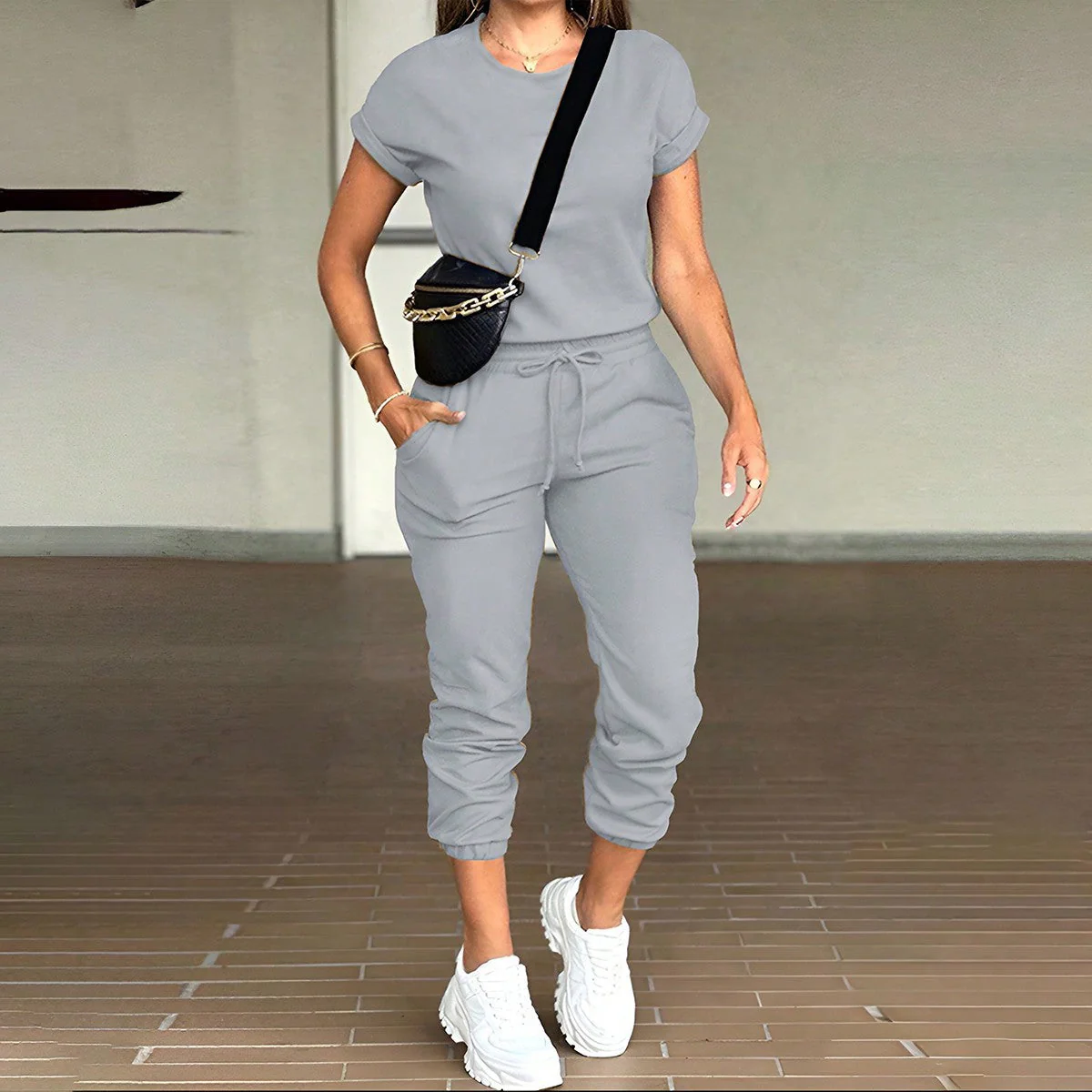 Damen Jogginganzug mit Lässigem Schnitt und Praktischen Taschen Heidi-Mode - Image 10