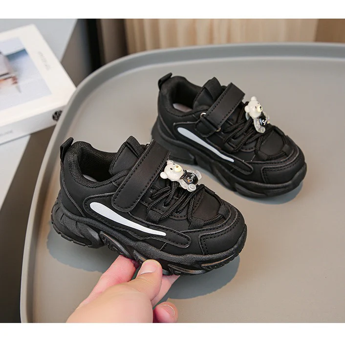Damen Kindersneaker mit praktischem Klettverschluss und farbenfrohem Design Heidi Mode - Image 3