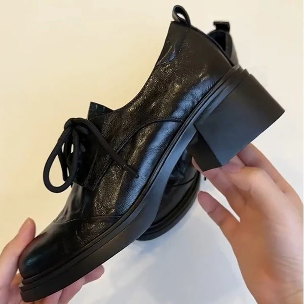 Damen Klassische Schnürschuhe mit komfortablem Blockabsatz Heidi Mode - Image 4