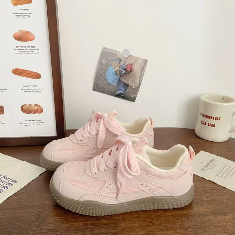 Damen Klassische Sneaker mit rutschfester Gummisohle und atmungsaktivem Obermaterial Heidi Mode - Image 2