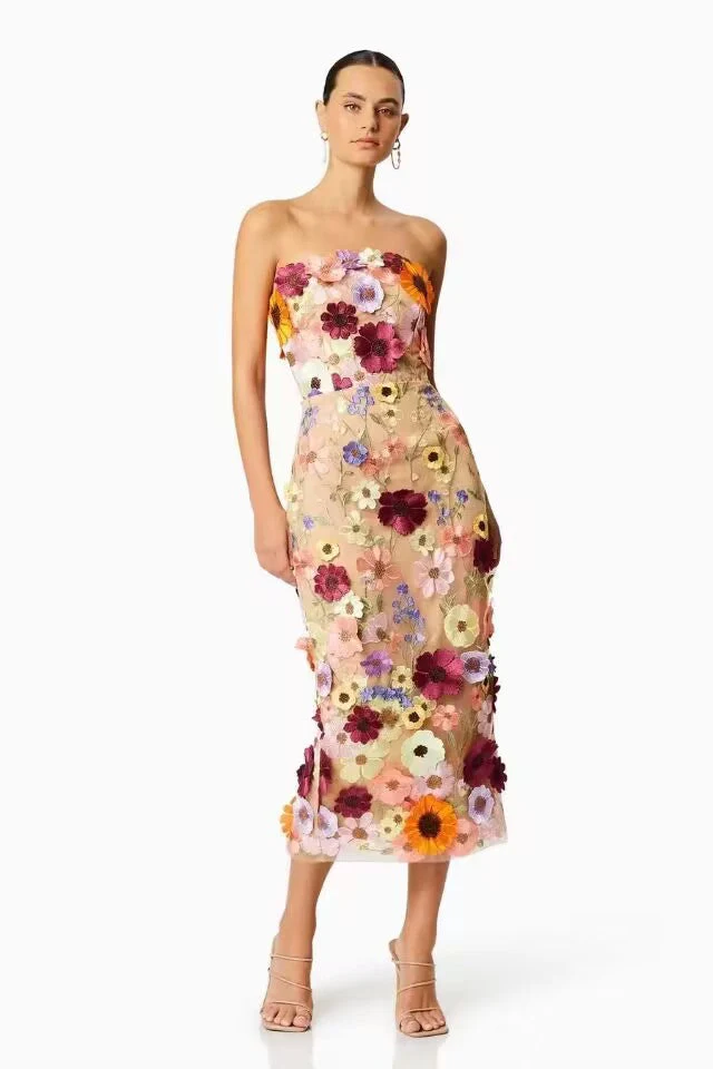 Damen Kleid mit Floralem Stickdesign und Elegantem Körpernahen Schnitt Heidi-Mode - Image 6