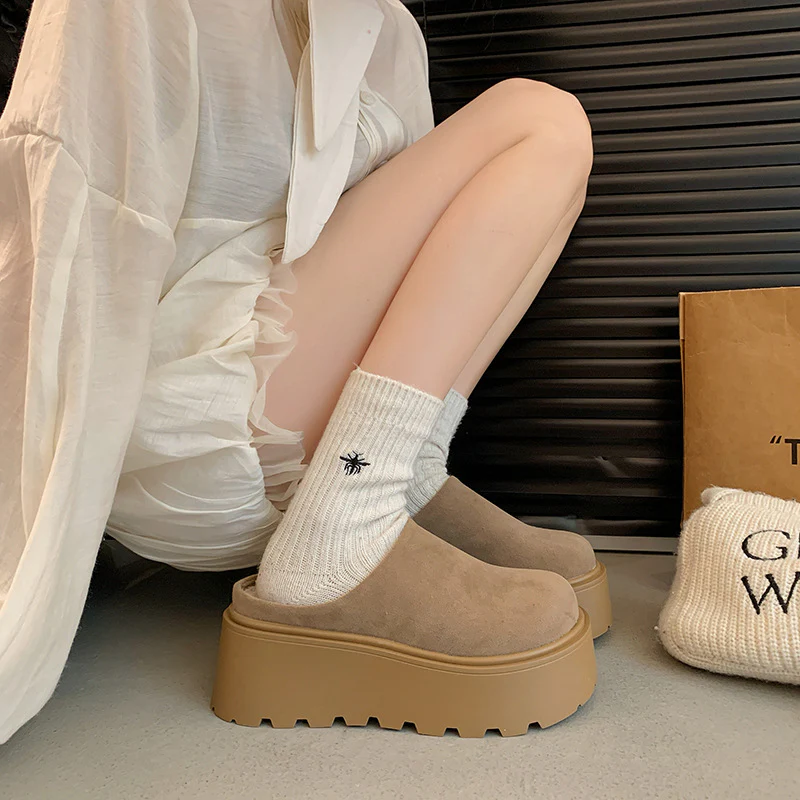 Damen Komfort Clogs mit dickem Plateau und weichem Obermaterial Heidi Mode - Image 4