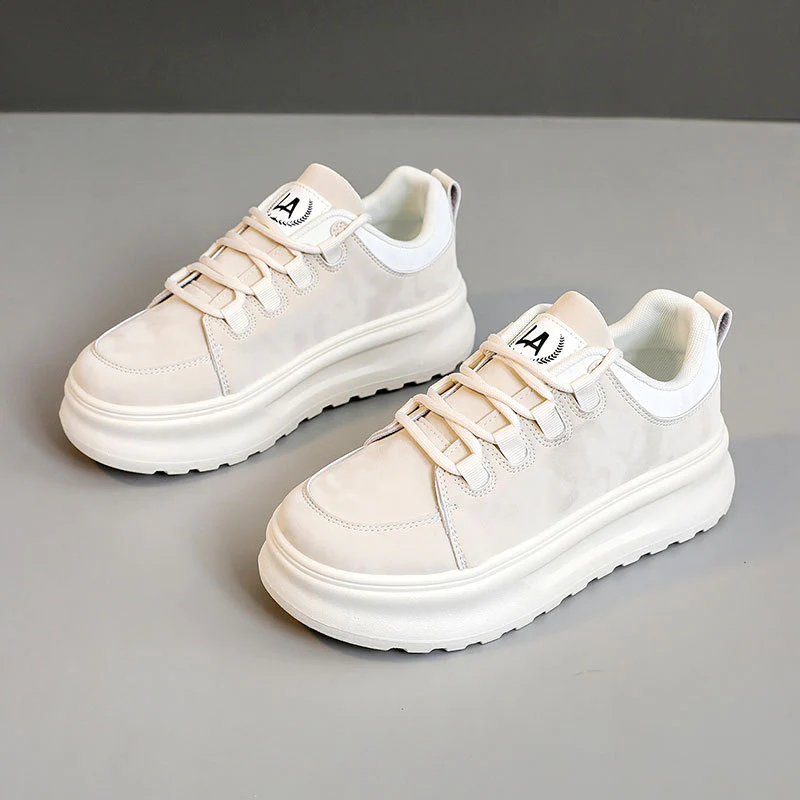 Damen Komfort-Sneaker mit dämpfendem Sohlenprofil und atmungsaktiver Obermaterialstruktur Heidi Mode - Image 2