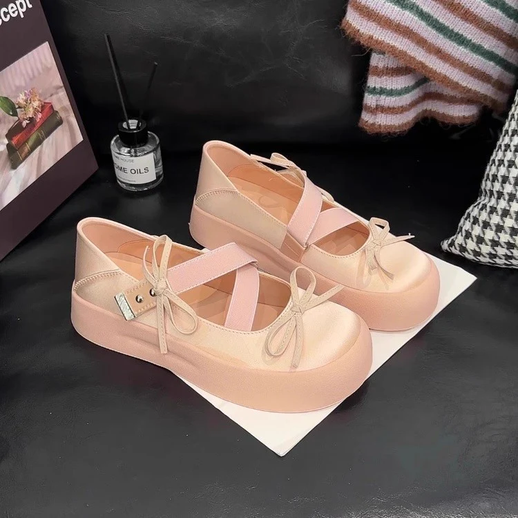 Damen komfortable Ballerinas mit farblichen Akzenten und elastischen Riemen Heidi Mode - Image 3