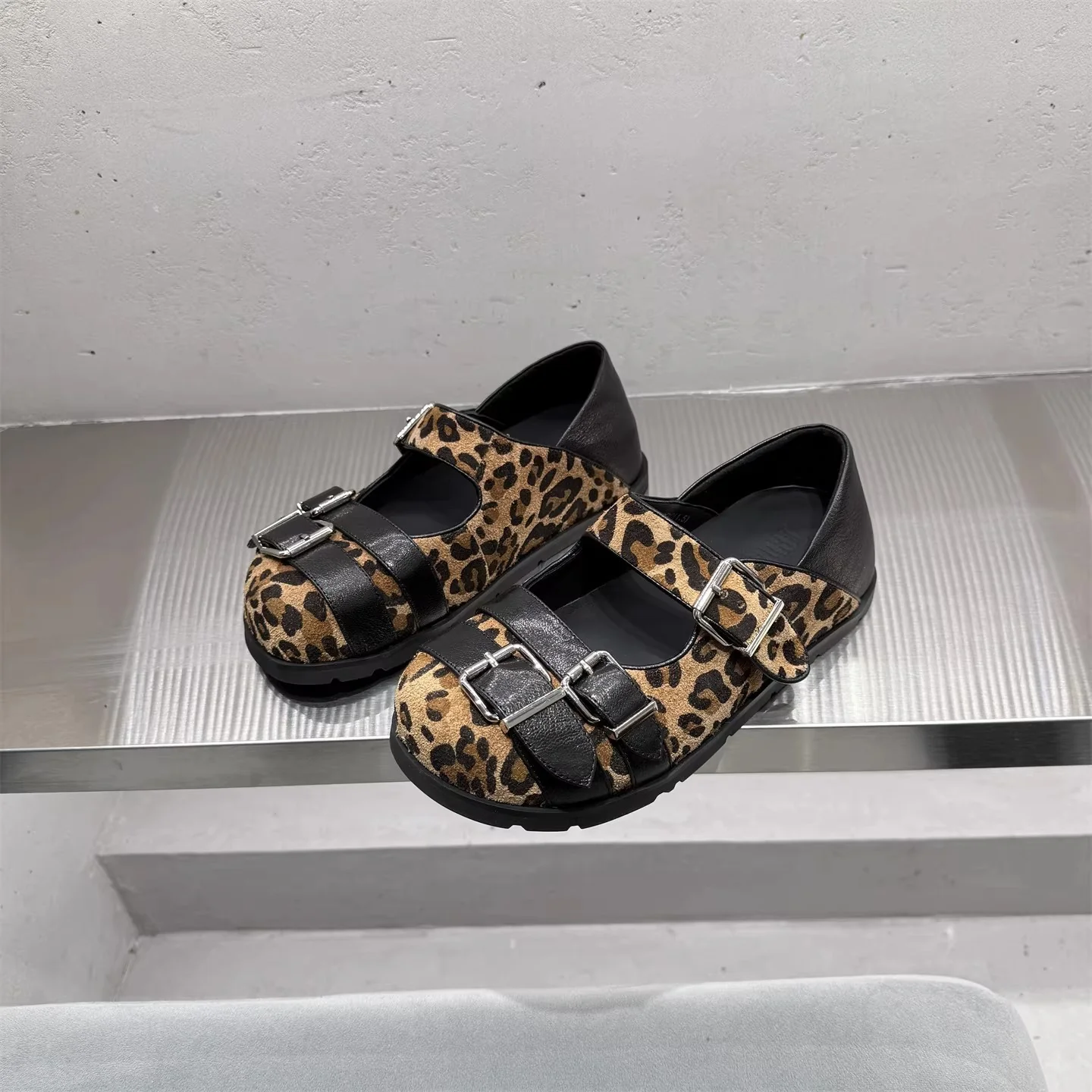 Damen Komfortable Ballerinas mit verstellbaren Schnallen Heidi Mode - Image 3