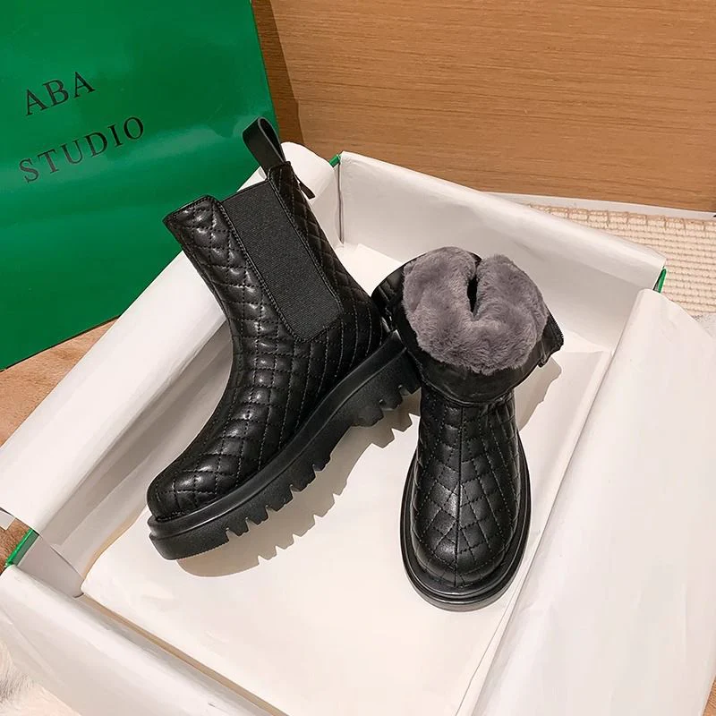 Damen Komfortable Chelsea-Boots mit gefüttertem Innenleben und rutschfester Sohle Heidi Mode - Image 2