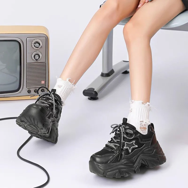 Damen Komfortable Chunky Sneakers mit einzigartigem Stern-Design Heidi Mode - Image 3