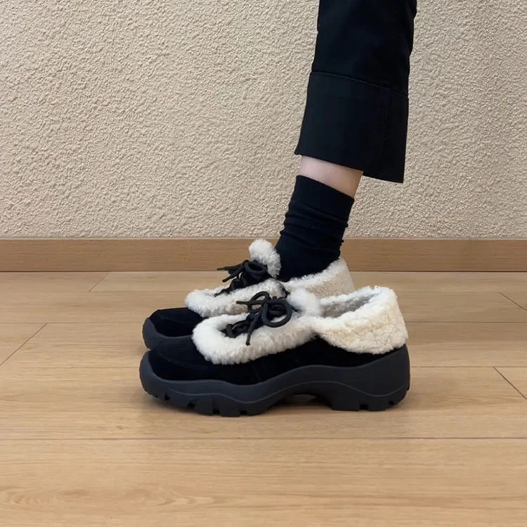 Damen Komfortable Clogs mit flauschigem Innenfutter und praktischem Schnürsystem Heidi Mode