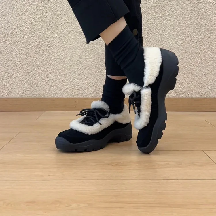 Damen Komfortable Clogs mit flauschigem Innenfutter und praktischem Schnürsystem Heidi Mode - Image 2