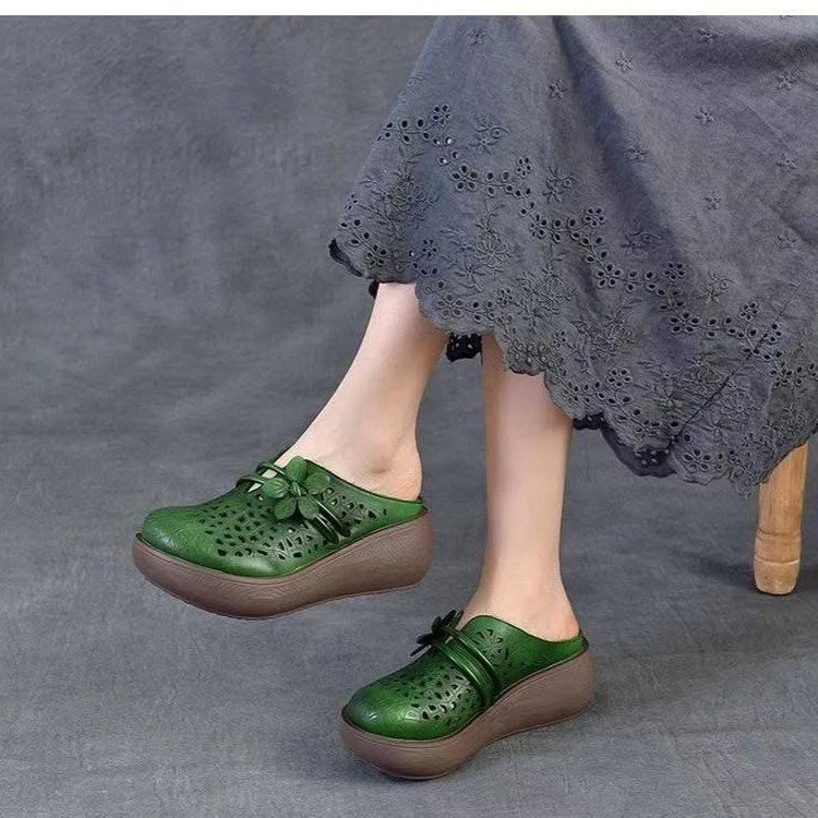 Damen Komfortable Clogs mit luftigen Details und rutschfester Sohle Heidi Mode - Image 6