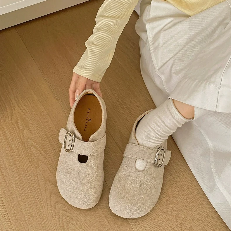 Damen Komfortable Clogs mit verstellbarem Riemen und weichem Innenfutter Heidi Mode - Image 4