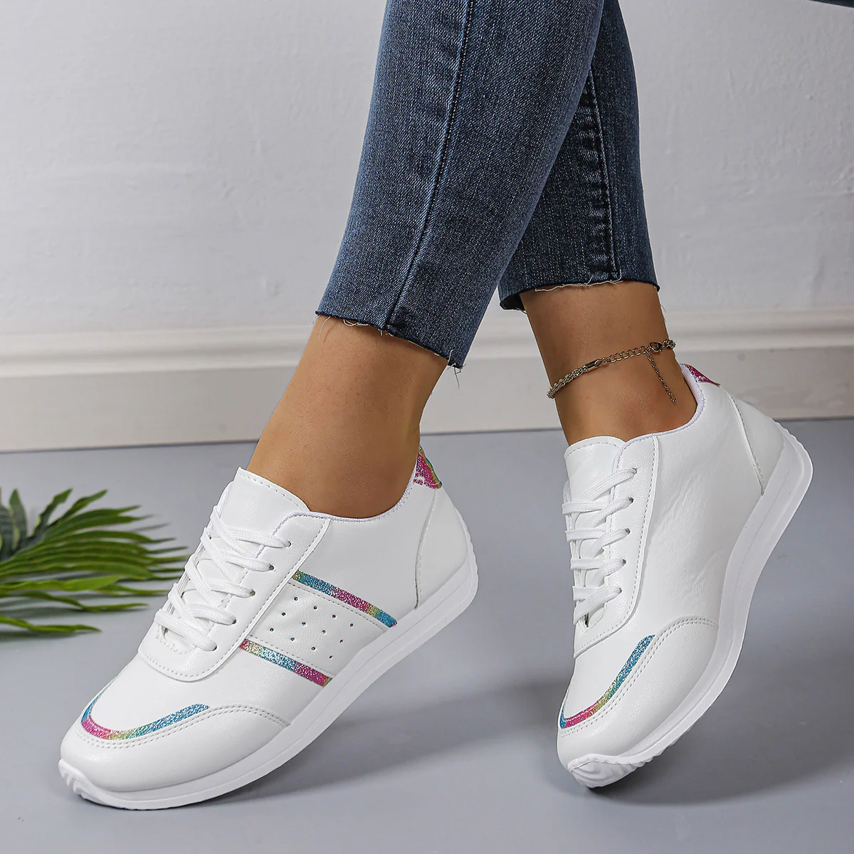 Damen Komfortable Freizeit-Sneaker mit schimmernden Akzenten Heidi Mode - Image 2