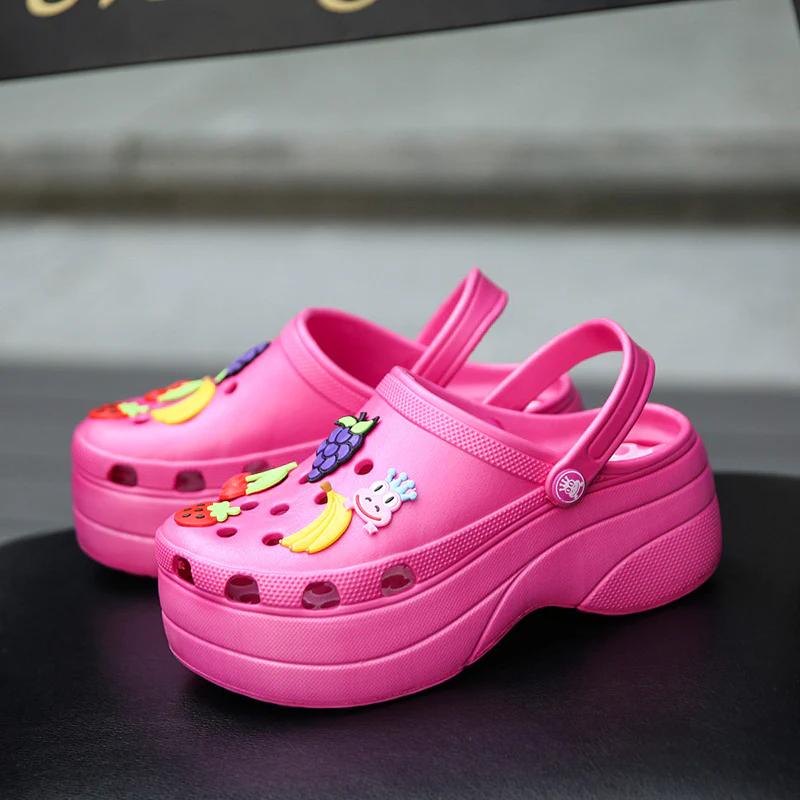 Damen Komfortable Freizeitclogs mit bunten 3D-Anhänger Heidi Mode - Image 6
