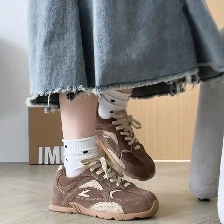 Damen Komfortable Freizeitsneaker mit atmungsaktivem Wildleder-Obermaterial und dämpfender Sohle Heidi Mode - Image 3