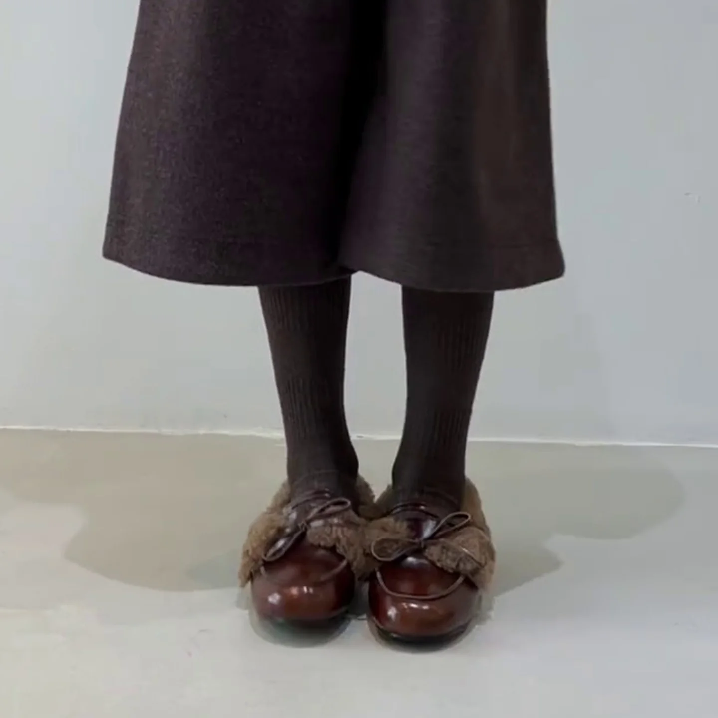 Damen Komfortable Hausschuhe mit weichem Fleece-Futter und modischem Doppelriemen Heidi Mode - Image 4