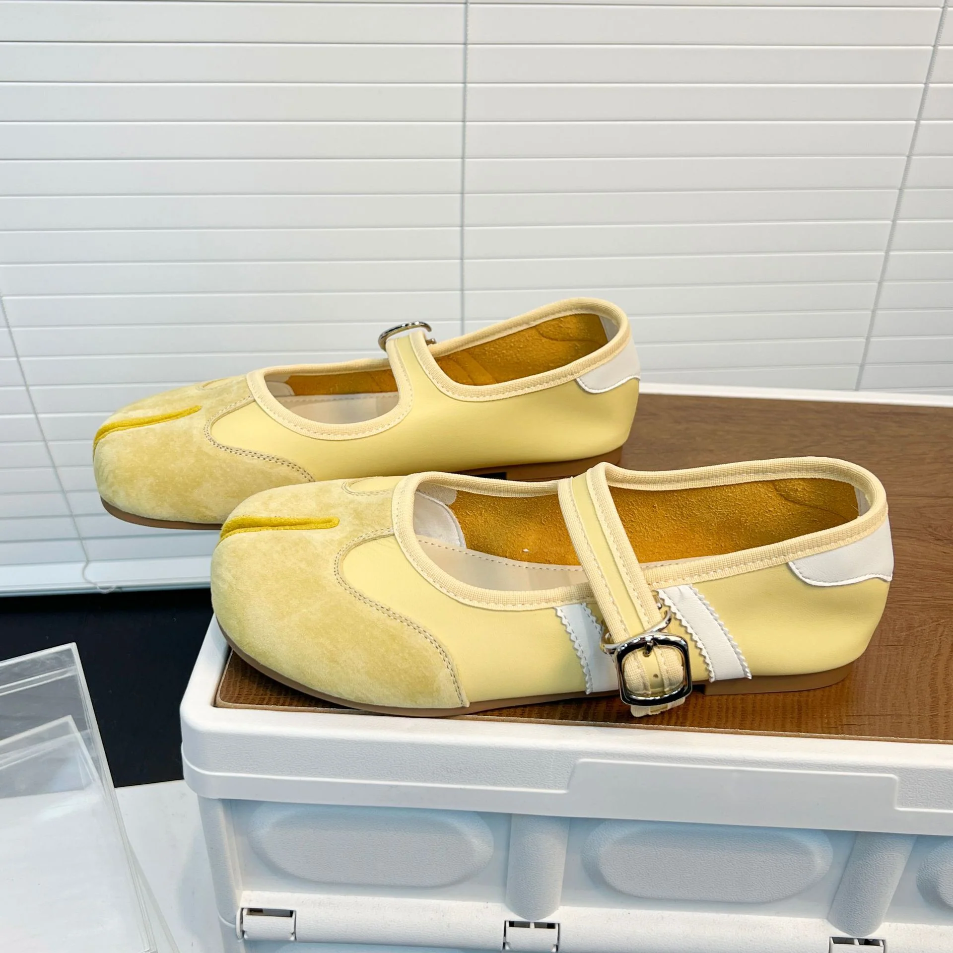 Damen Komfortable Mokassins mit modischem Schnallenverschluss Heidi Mode - Image 7