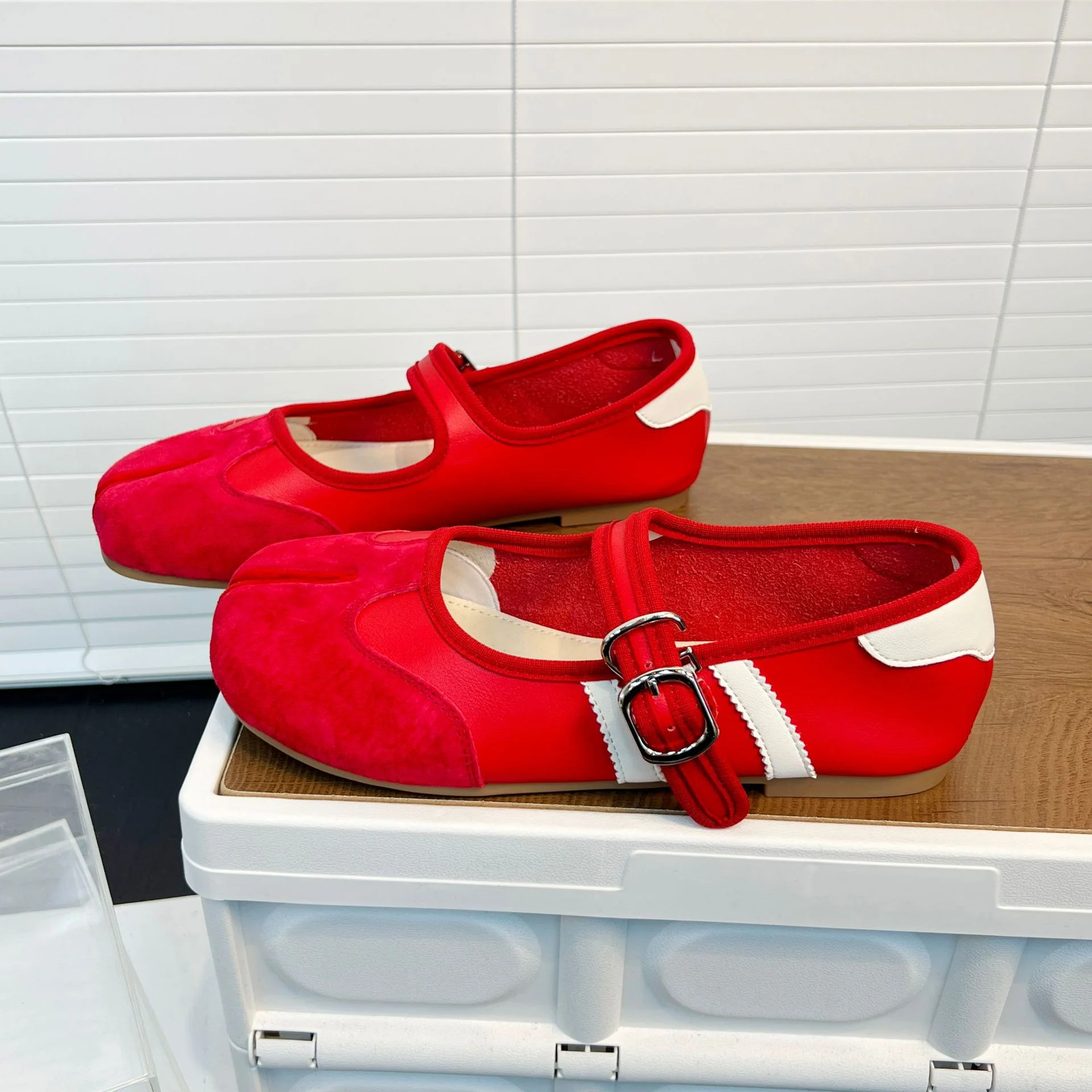 Damen Komfortable Mokassins mit modischem Schnallenverschluss Heidi Mode - Image 8