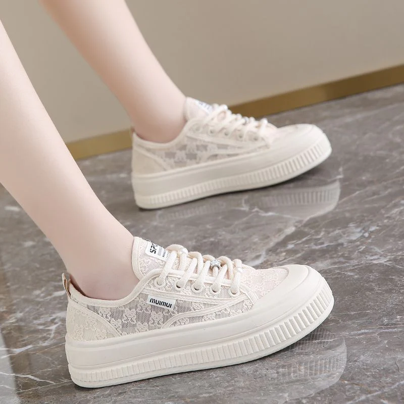 Damen komfortable Plateau-Sneaker mit filigraner Spitzenoberfläche Heidi Mode - Image 6