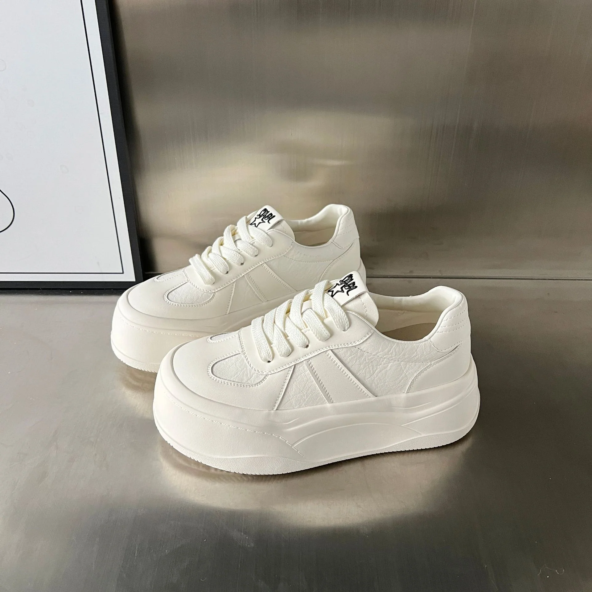 Damen Komfortable Plateau Sneakers mit atmungsaktivem Obermaterial und rutschfester Sohle Heidi Mode - Image 6