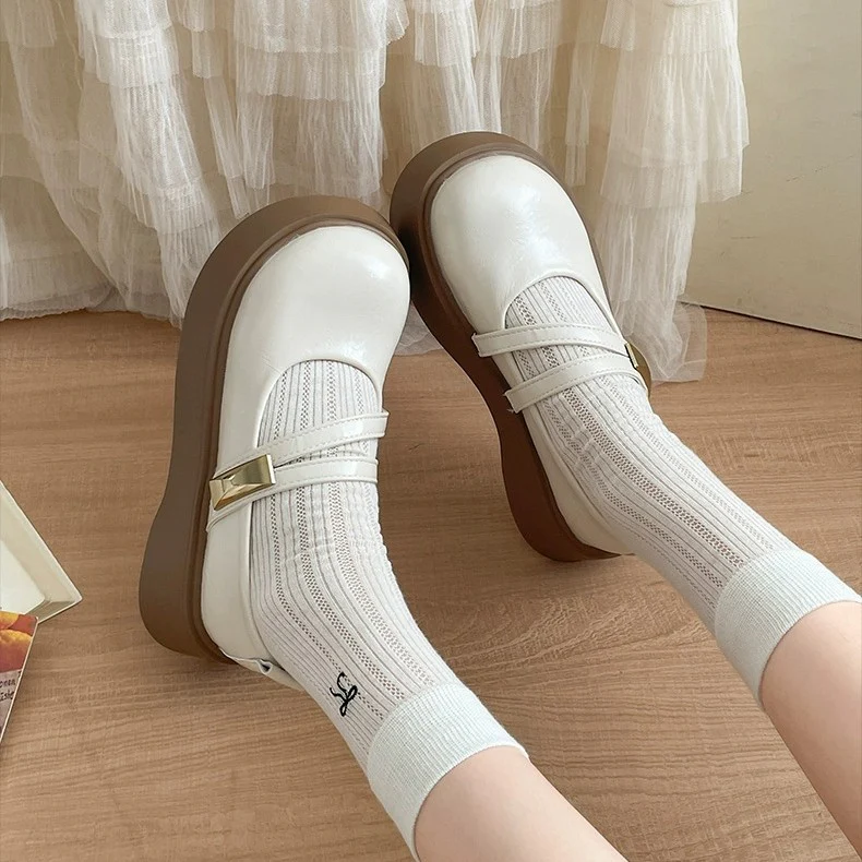 Damen Komfortable Riemchen-Lederschuhe mit modischen Akzenten Heidi Mode - Image 2
