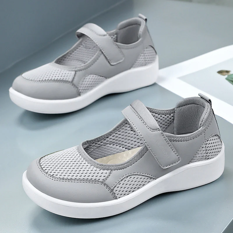 Damen Komfortable Slip-On Freizeitschuhe mit verstellbarem Klettverschluss Heidi Mode - Image 2