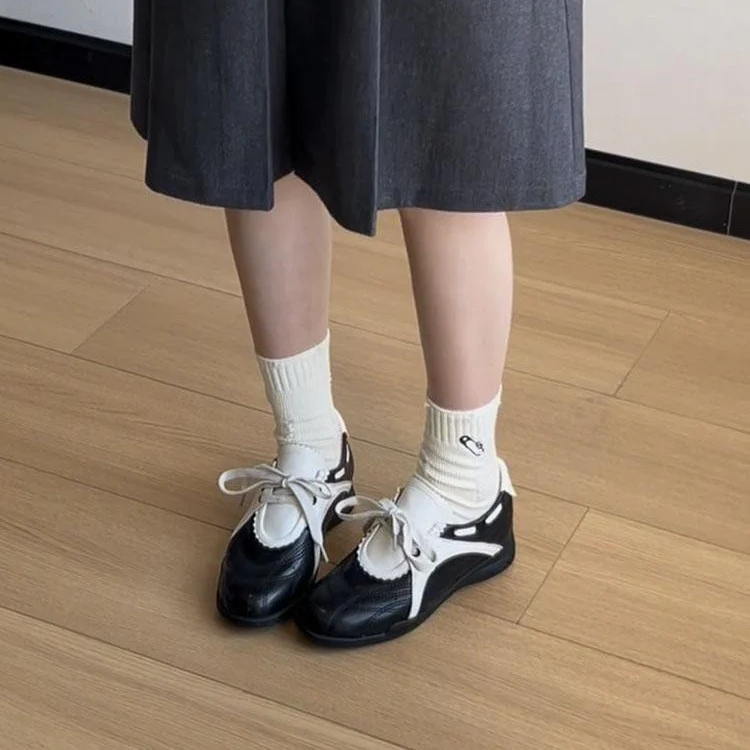 Damen Komfortable Sneaker mit elegantem Schnitt und raffinierten Details Heidi Mode - Image 3