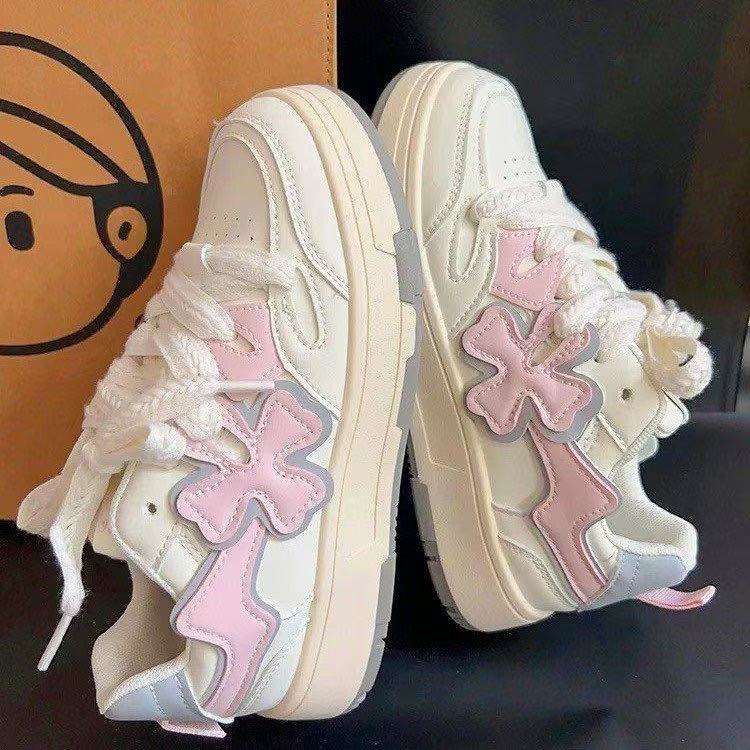 Damen Komfortable Sneaker mit modernem Design und dämpfender Profilsohle Heidi Mode - Image 3