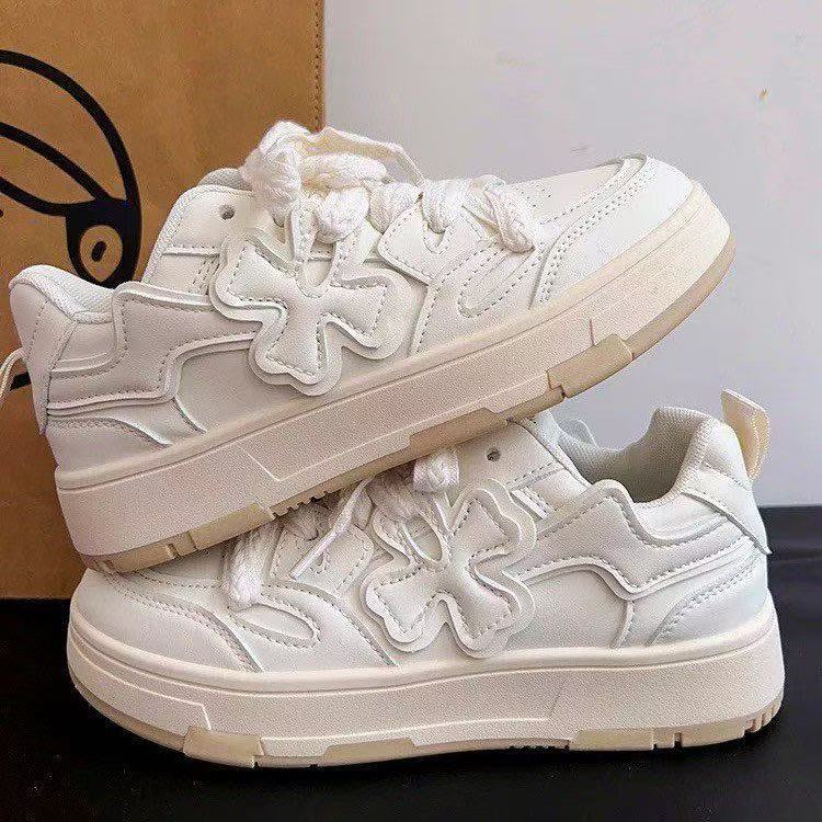 Damen Komfortable Sneaker mit modernem Design und dämpfender Profilsohle Heidi Mode - Image 5