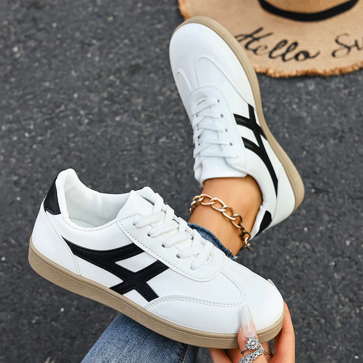 Damen Komfortable Sneaker mit modischem Design Heidi Mode - Image 4