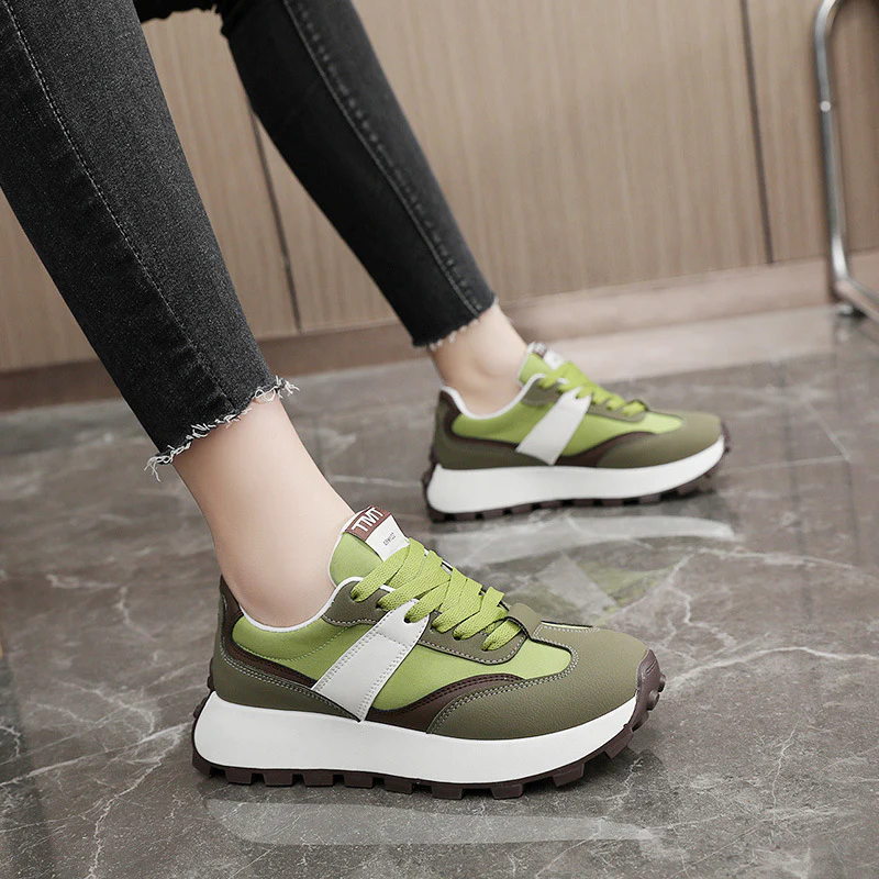 Damen Komfortable Sneaker mit Rutschfester Sohle Heidi Mode - Image 4