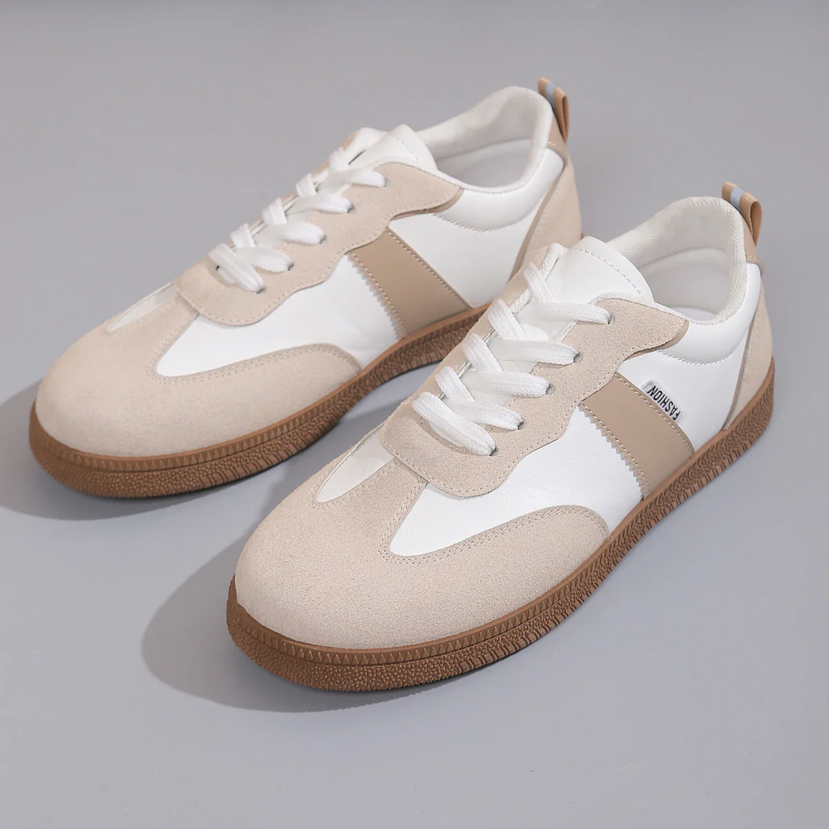 Damen Komfortable Sneaker mit strukturiertem Obermaterial und atmungsaktiver Sohle Heidi Mode - Image 2