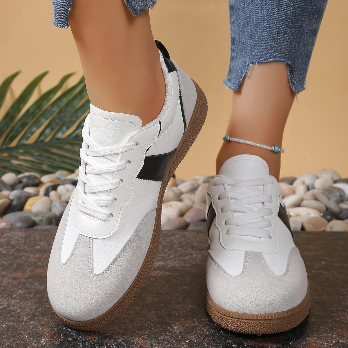 Damen Komfortable Sneaker mit strukturiertem Obermaterial und atmungsaktiver Sohle Heidi Mode - Image 4