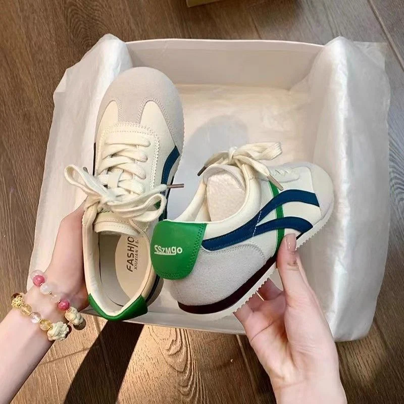 Damen komfortable Sneakers im Retro-Style mit atmungsaktiven Obermaterialien Heidi Mode - Image 8